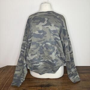 Express Camouflage Print Crewneck Sweatshirt Medium
